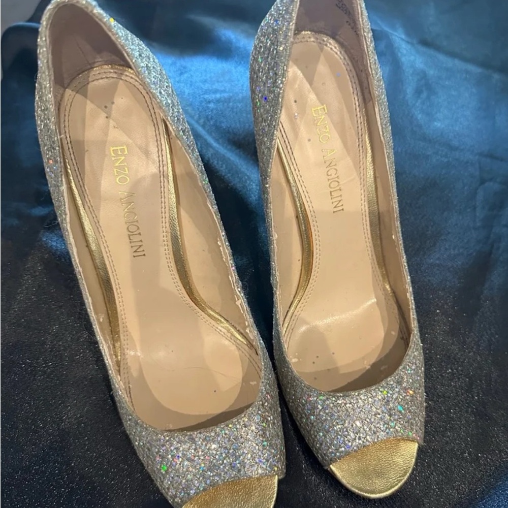 Enzo Angiolini Gold Glitter Women's Shoes